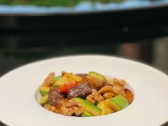 珍菌爆和牛-广州康莱德·韵轩中餐厅