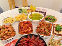-聚汇三少·龙虾·中餐厅(莫邪路新天地店)