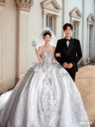 -第一夫人婚纱摄影(南京店)