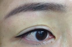 刚做好眼线-平萍纹绣韩式半永久定妆