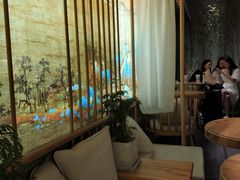 靠窗位-茶理宜世(东方宝泰店)