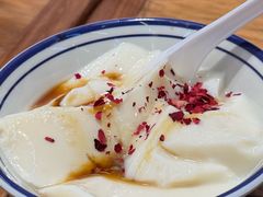 -云阿蛮云南生烫牛肉米线(奉贤路店)