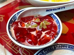 招牌红白-禄鼎记·多口味酸菜鱼(侨鑫店)