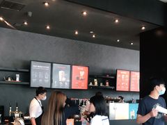 -星巴克(七宝领展广场1F店)