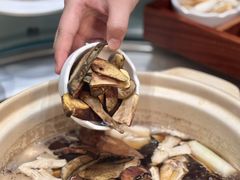 -天宜隆蘑菇宴火锅(石景山旗舰店)