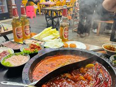 -重庆川渝肥妹火锅