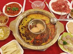 -山城年华老火锅(玉林店)