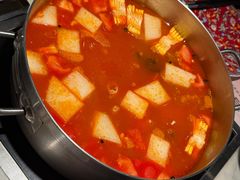 -尚尚仙·酸汤猪手·猪肚鸡火锅(华联万柳购物中心店)