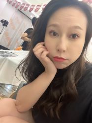 -V8潮牌·接发烫染连锁