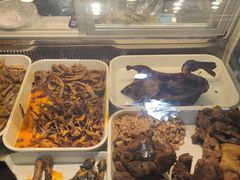 -王浩儿纪六孃甜皮鸭(东大街店)