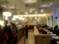 大堂-星巴克臻选(广州沙面店)