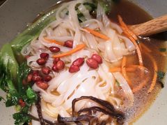 -百春原湖南牛肉粉(百联世纪店)