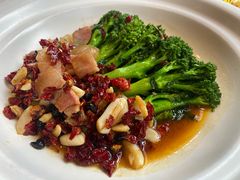 砂锅西兰花苔-洞庭鱼香(万科店)