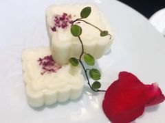 -荷风细雨·中国茶宴(碧云店)