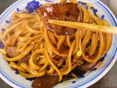 -珠宝街老左杂酱面馆