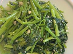 -川流不息·地道川菜·小龙虾(松东路店)