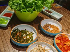 -明洞阿姨·韩式酱蟹烤肉·创意料理(三元桥店)