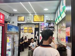 -覃肥叔桂林米粉(粮道街店)