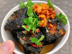 -黑色经典臭豆腐·湖南特产(坡子街特产局店)