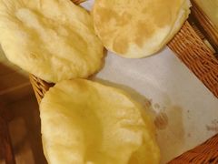 -粘豆包铁锅炖二部(温泉街店)