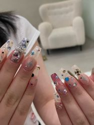 -月野兔日式美睫美甲