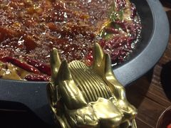 -黄潇洒老火锅(九眼桥宏济巷店)