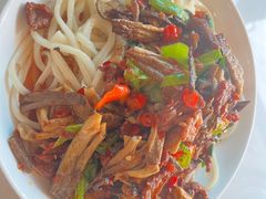 -蘑菇拌面•正宗新疆菜