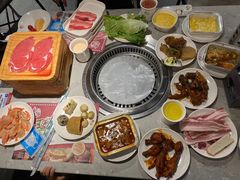 -汉金城海鲜烤肉自助百汇(威海威高广场店)