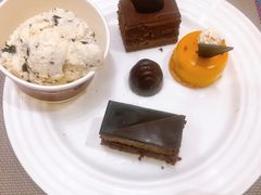 -万达瑞华酒店美食汇自助餐厅(楚河汉街店)
