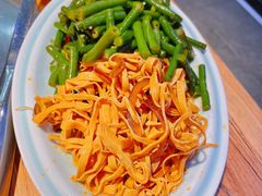 -山河屯铁锅炖(哈西站店)