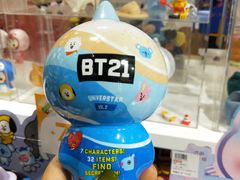 -泡泡玛特POPMART(国金街店)