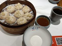 -馋三尺蟹粉小笼(人民广场店)