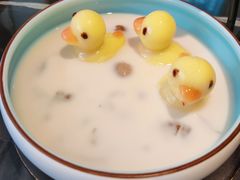 芒芒小黄鸭-龙凤点心饼家·39年老字号(松岗店)