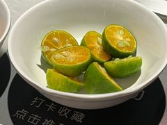 -尚尚仙·酸汤猪手·猪肚鸡火锅(华联万柳购物中心店)