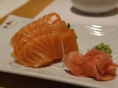 -Golden Eggs Breakfast Lunch & Dinner
