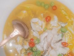 -川流不息·地道川菜·小龙虾(松东路店)