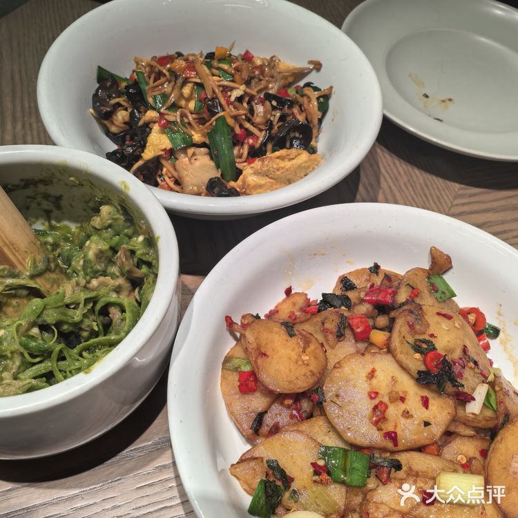 团购有9.9的柠檬茶,但小姐姐告诉我写点评送柠檬茶