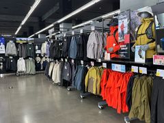 -迪卡侬(西华店)