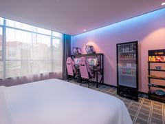 -粤塔X趣影电竞酒店(天河广场车陂地铁站店)