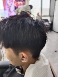 -藤野造型烫发染发