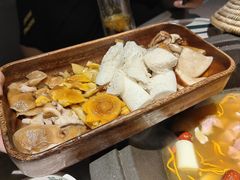 -芸山季·云南野生菌火锅(宝能环球汇店)