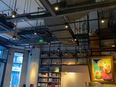大堂-星巴克(北京三里屯SOHO一店)