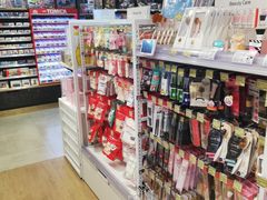 -LOG-ON(海港城店)