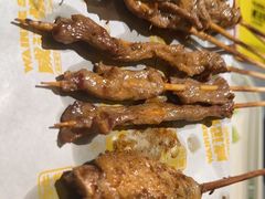 -威记烧嘢·南宁烧烤·超级生牛(绿地店)