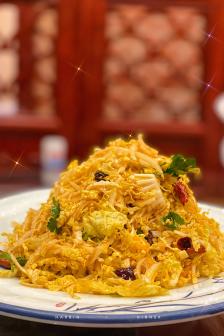 王庆章得莫利炖鱼(哈西店)-"外地来客人 好朋友就近找的饭店～被外地.