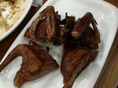 招牌脆皮乳鸽-香港仔茶餐厅(凤阳店)