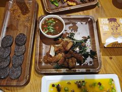 -隔壁老王·家常云南菜(花巷店)