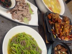 -洛东土菜馆(建国北路店)