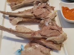 -三江源美食城