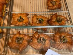-VERIE BAKEHOUSE